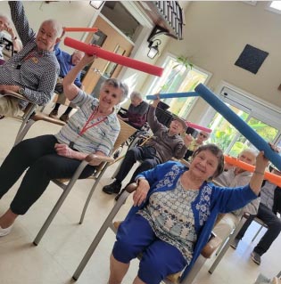 seniors in memory care - exercise program